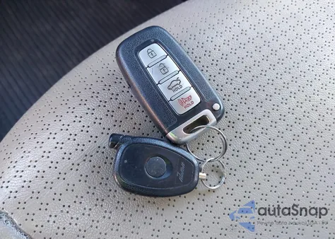 2014 Hyundai Santa Fe Sport 2.0L Turbo из США, поврежденный, VIN 5XYZUDLA2EG133349